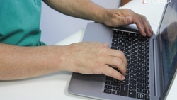 Ставрополец сдал в ломбард ноутбук приятеля