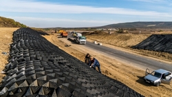До конца года в Ставропольском крае отремонтируют свыше 100 километров дорог