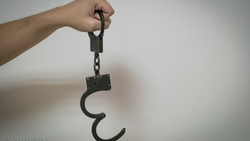 Два ставропольца предстанут перед судом за обман пенсионерки